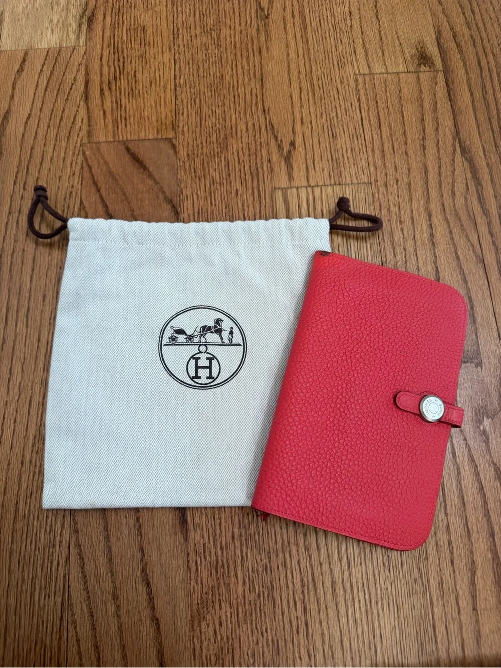 Hermes Red Dogon Duo Wallet - Picture 1 of 9